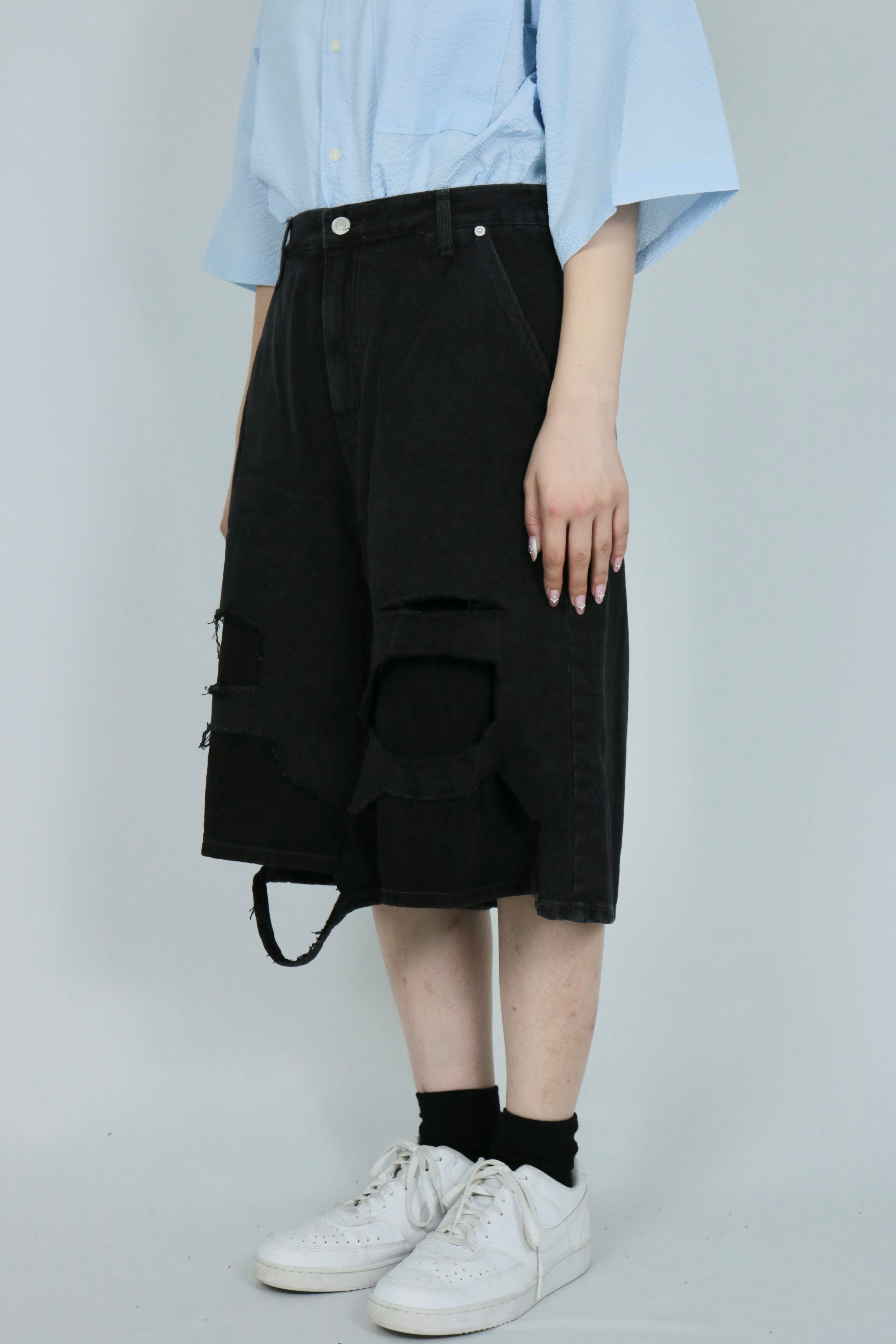 Damaged half pants