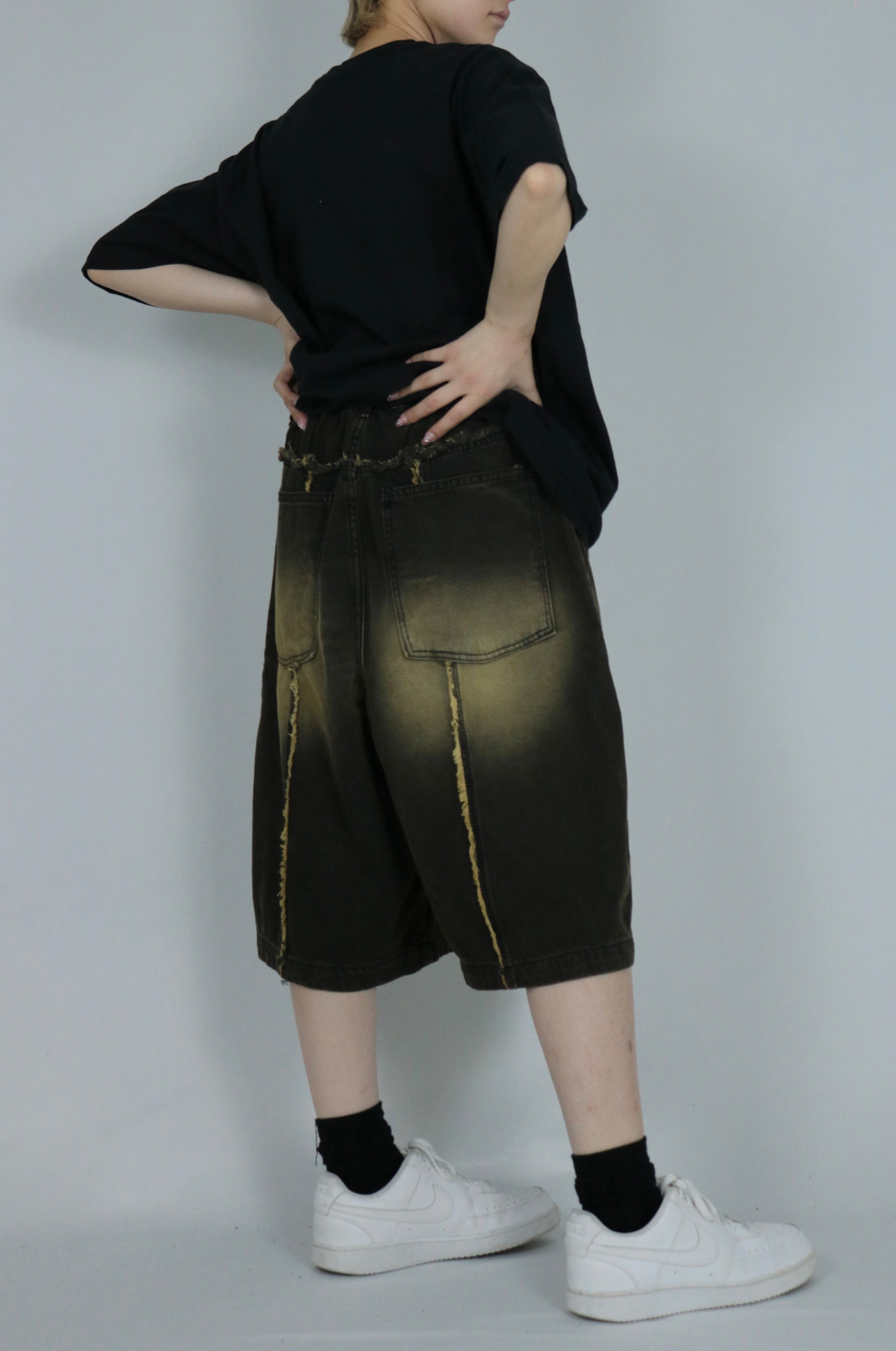 Center crease denim half pants