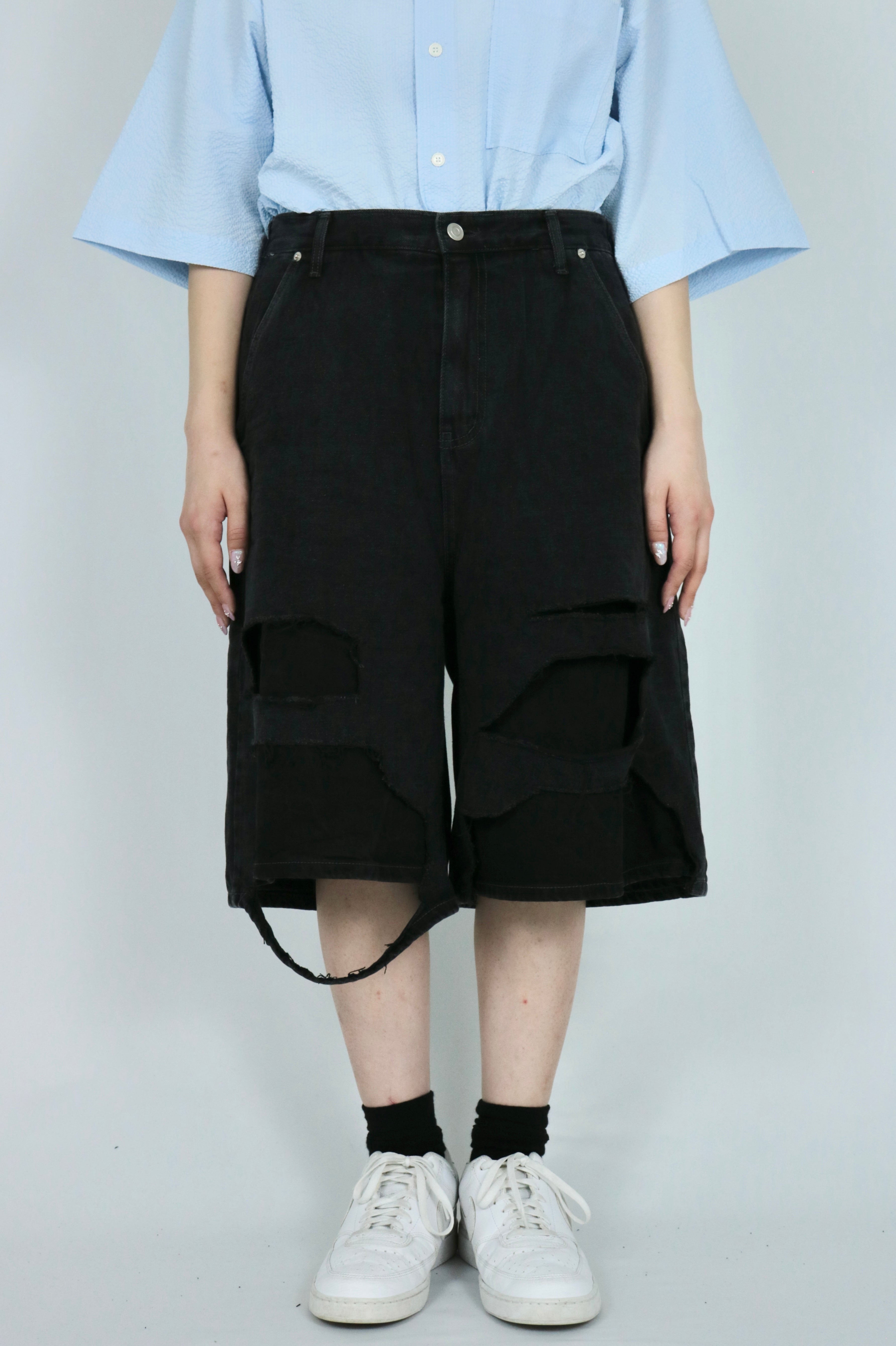 Damaged half pants