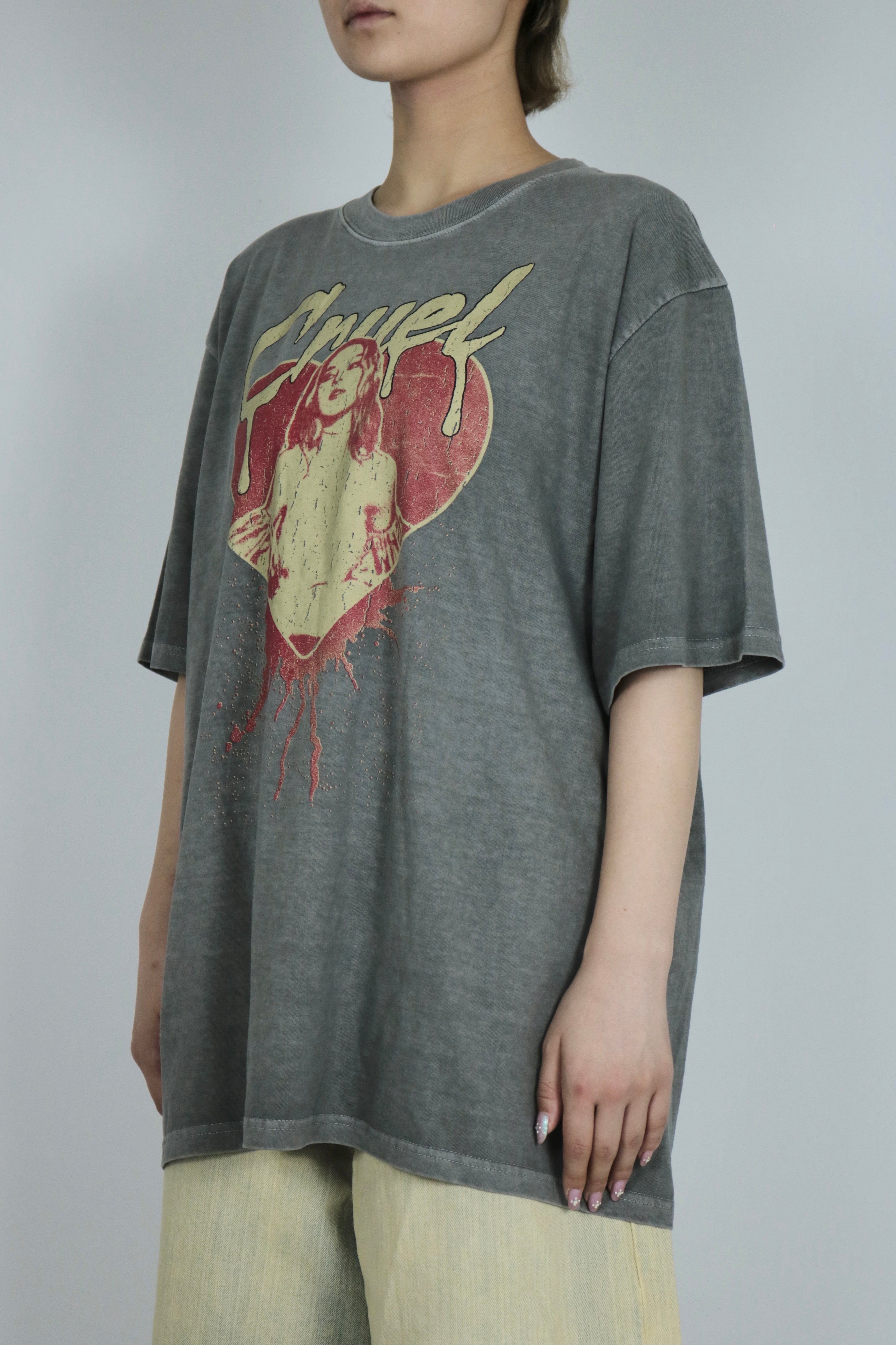 Cruel heart over size T