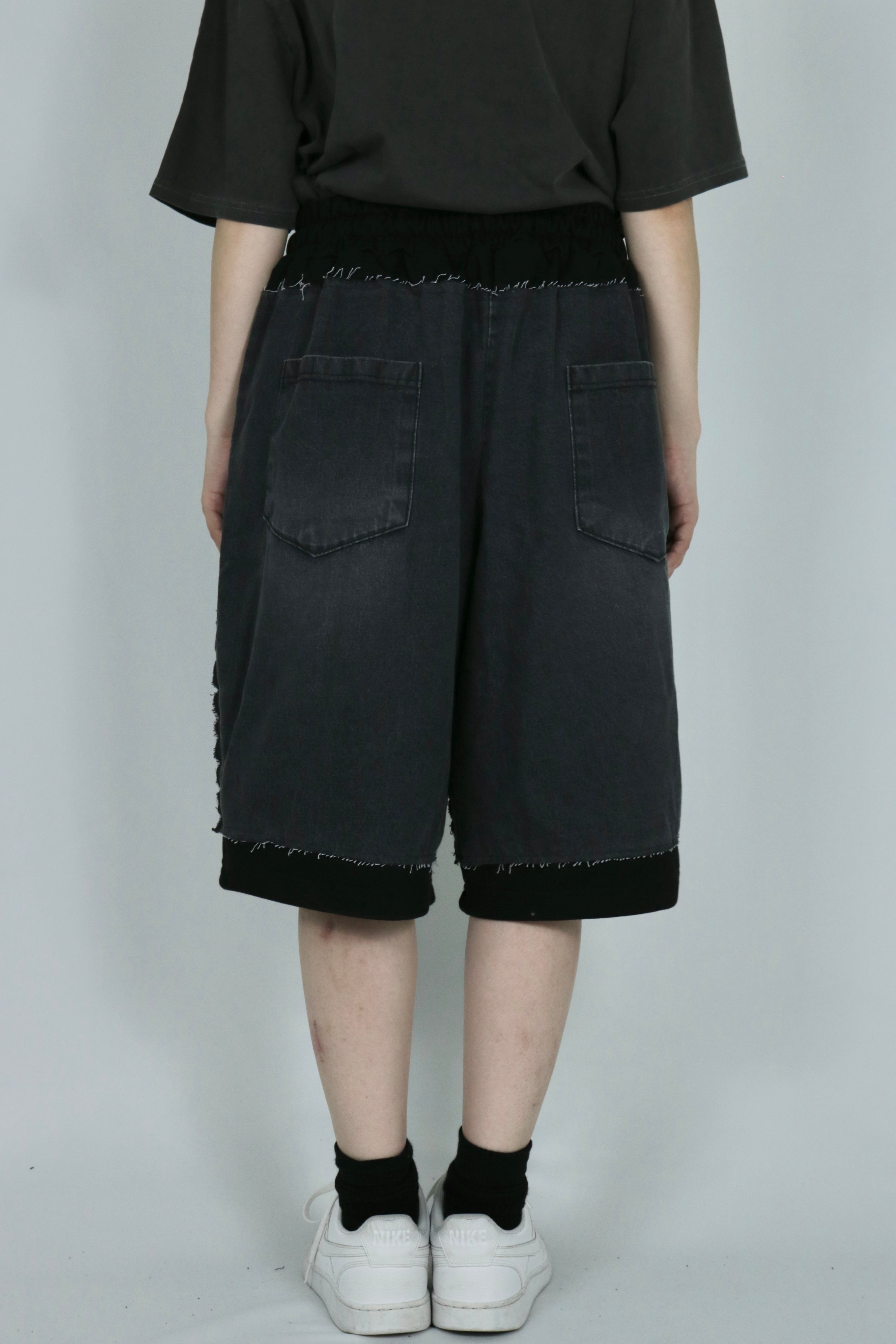 Bicolor design half pants