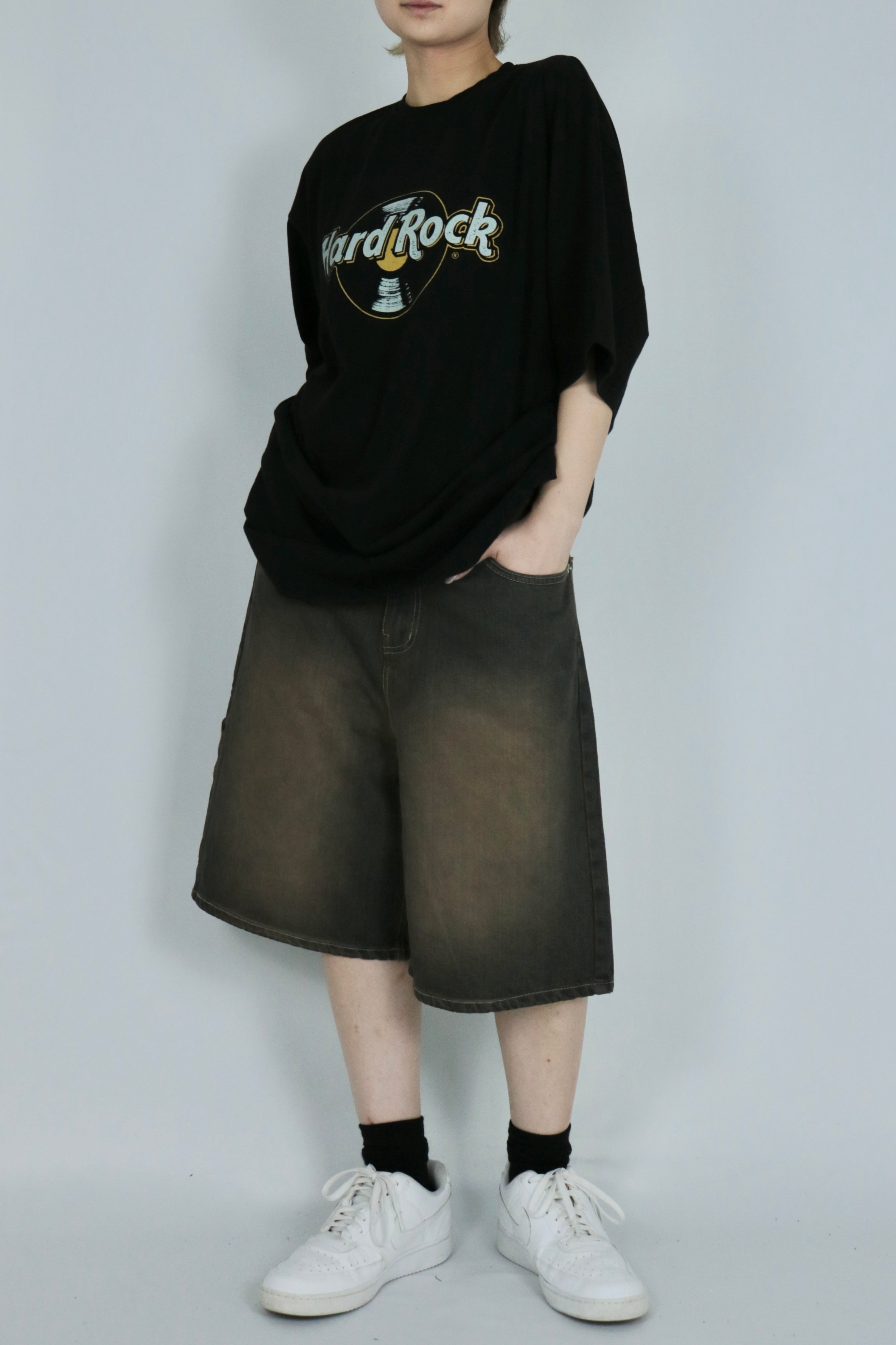 Vintage like denim pants