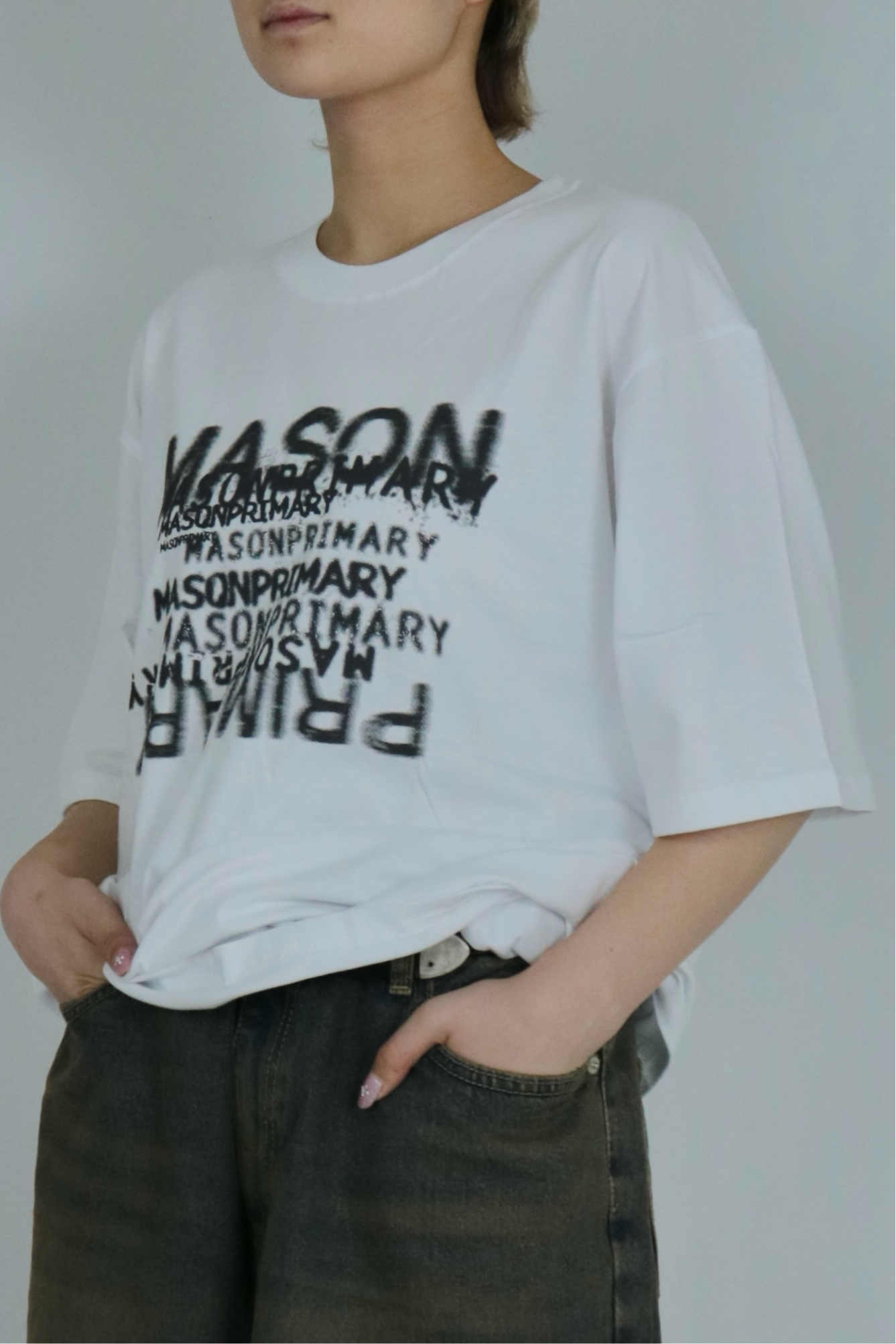 English lettering over size T