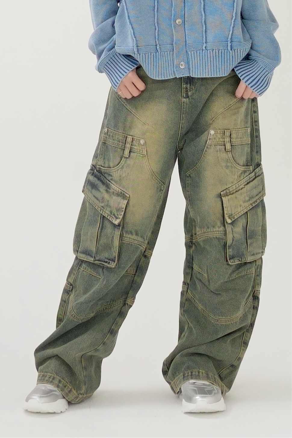 Design denim cargo pants