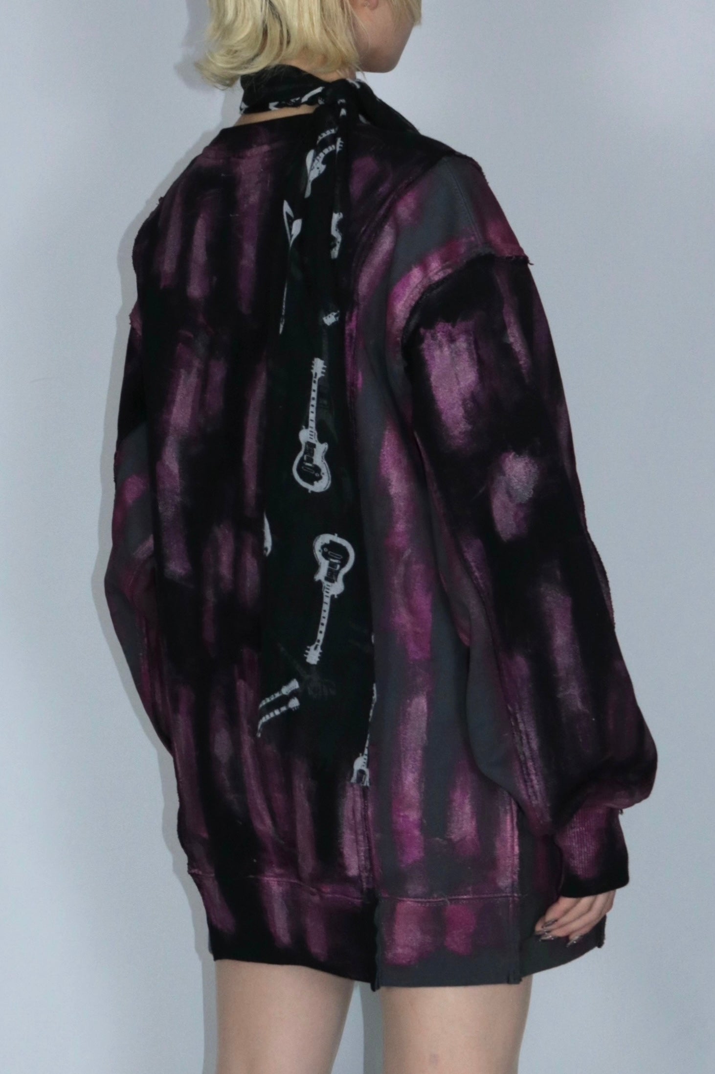 bi-color paint sweat