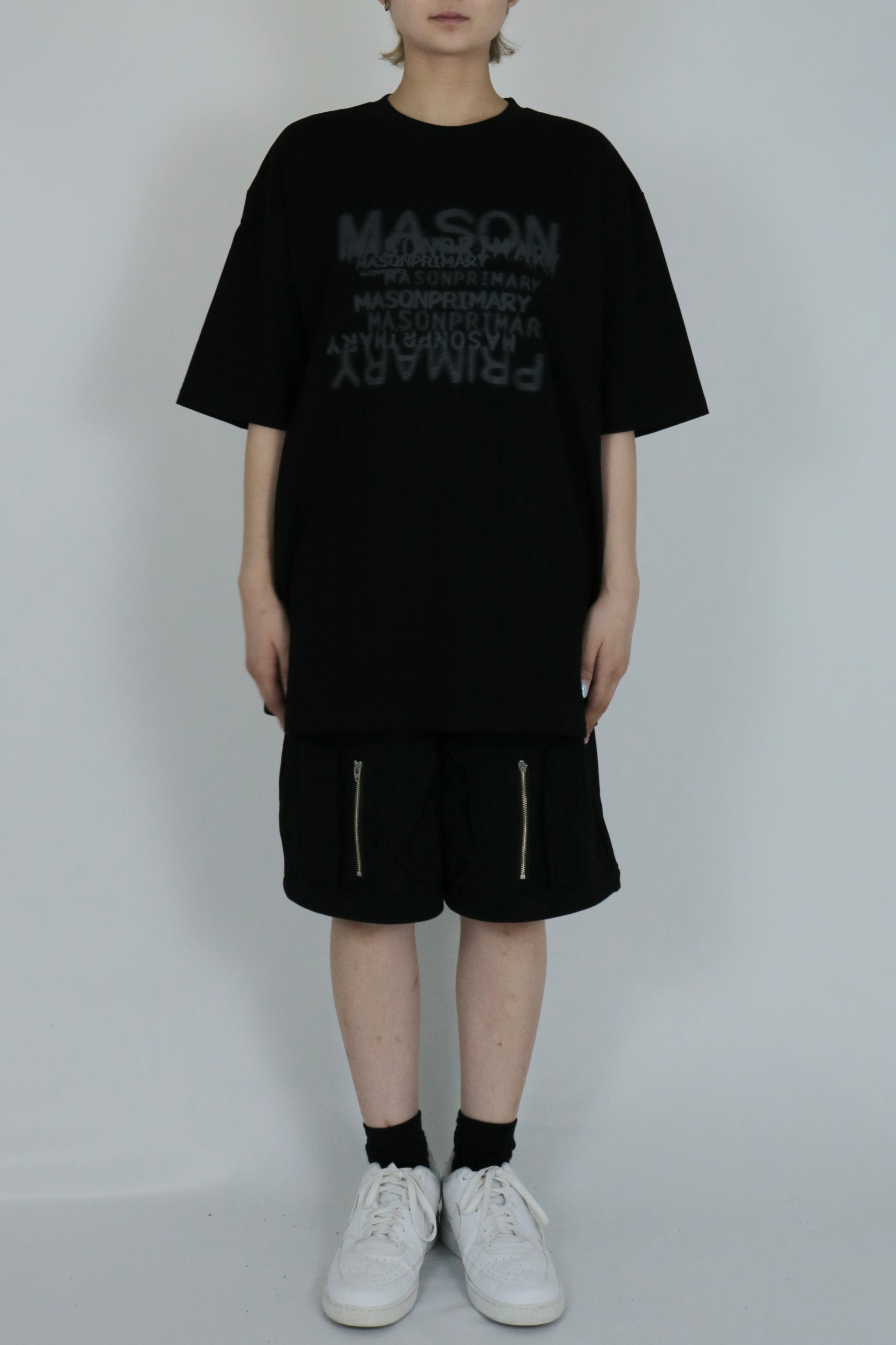 English lettering over size T