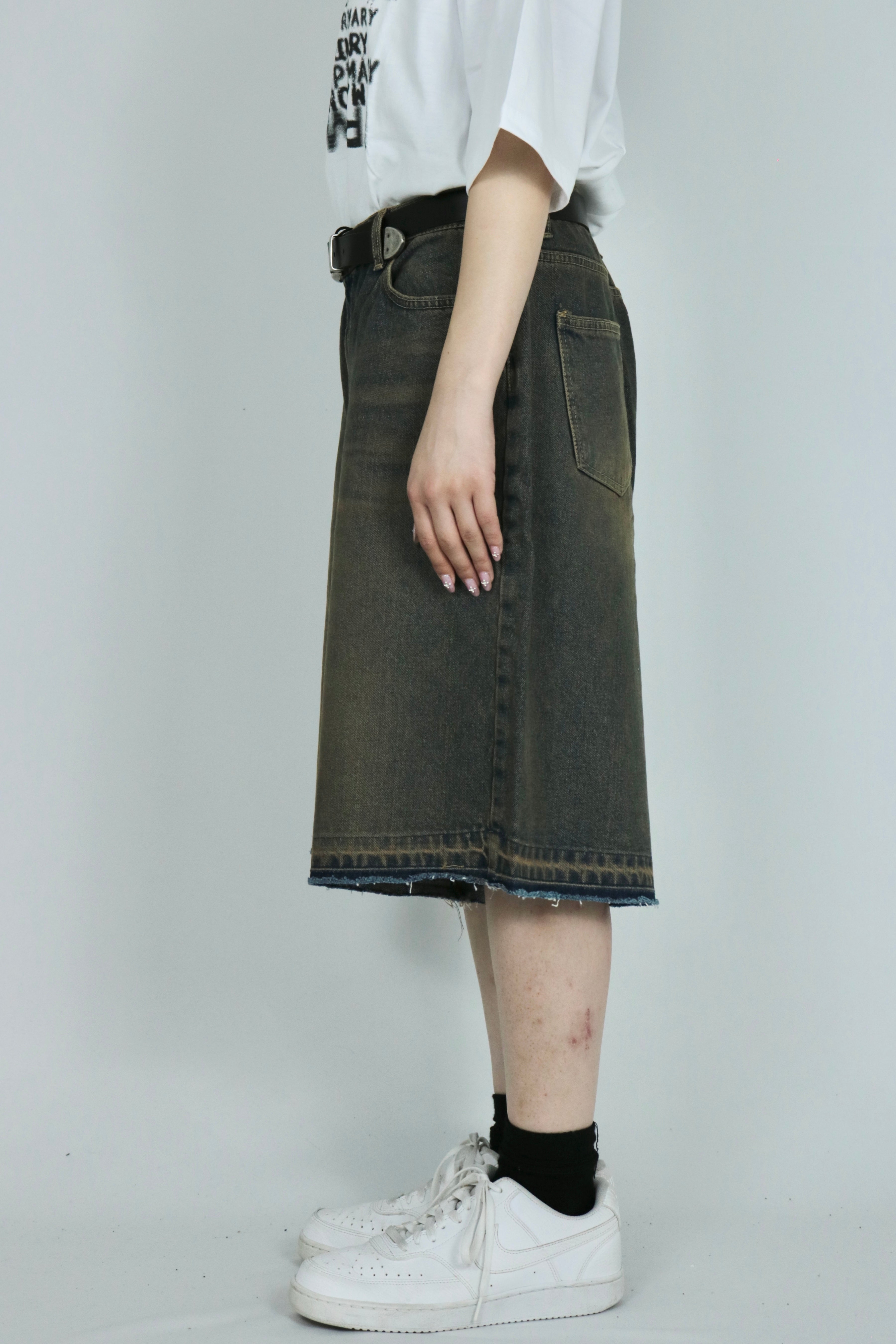 Cut off denim half pants