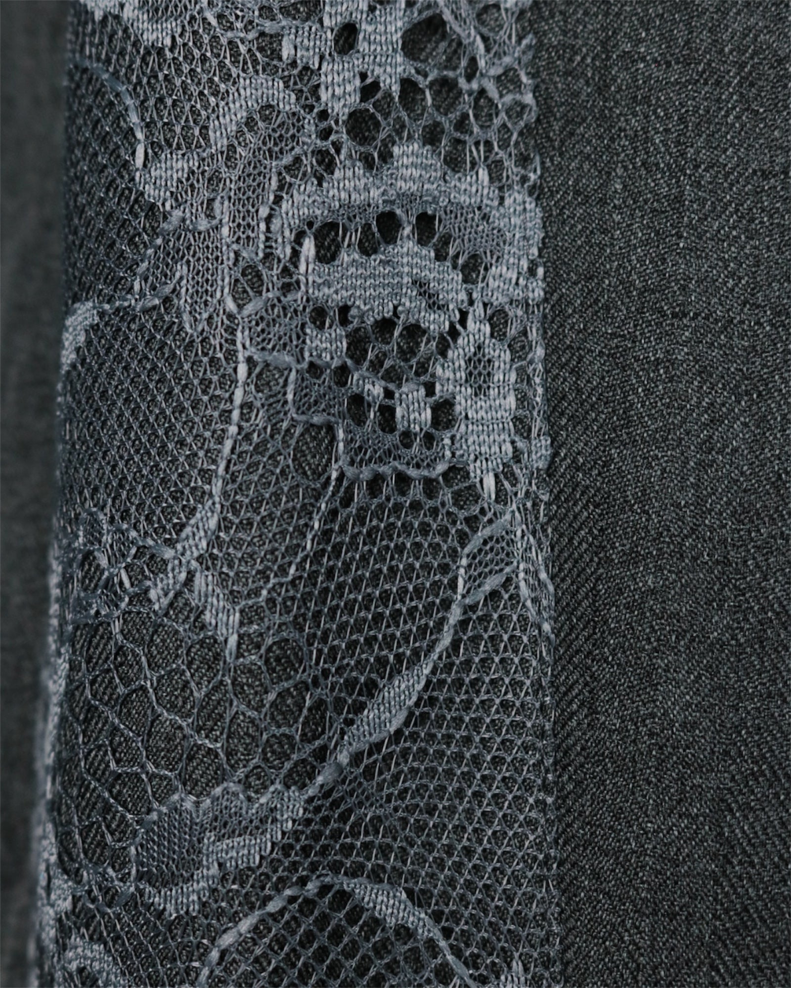 Line lace box tuck slacks(Charcoal)