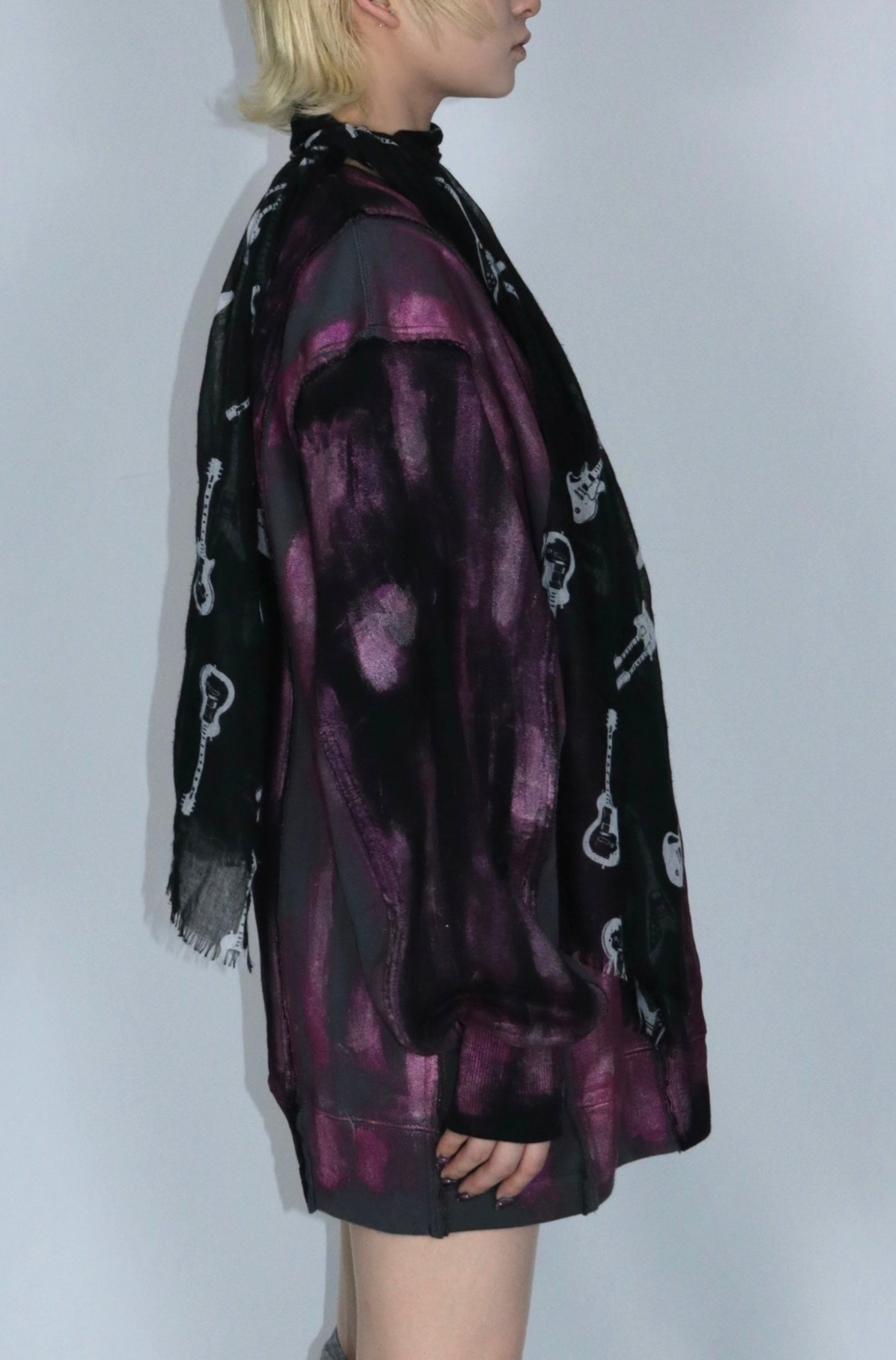 bi-color paint sweat