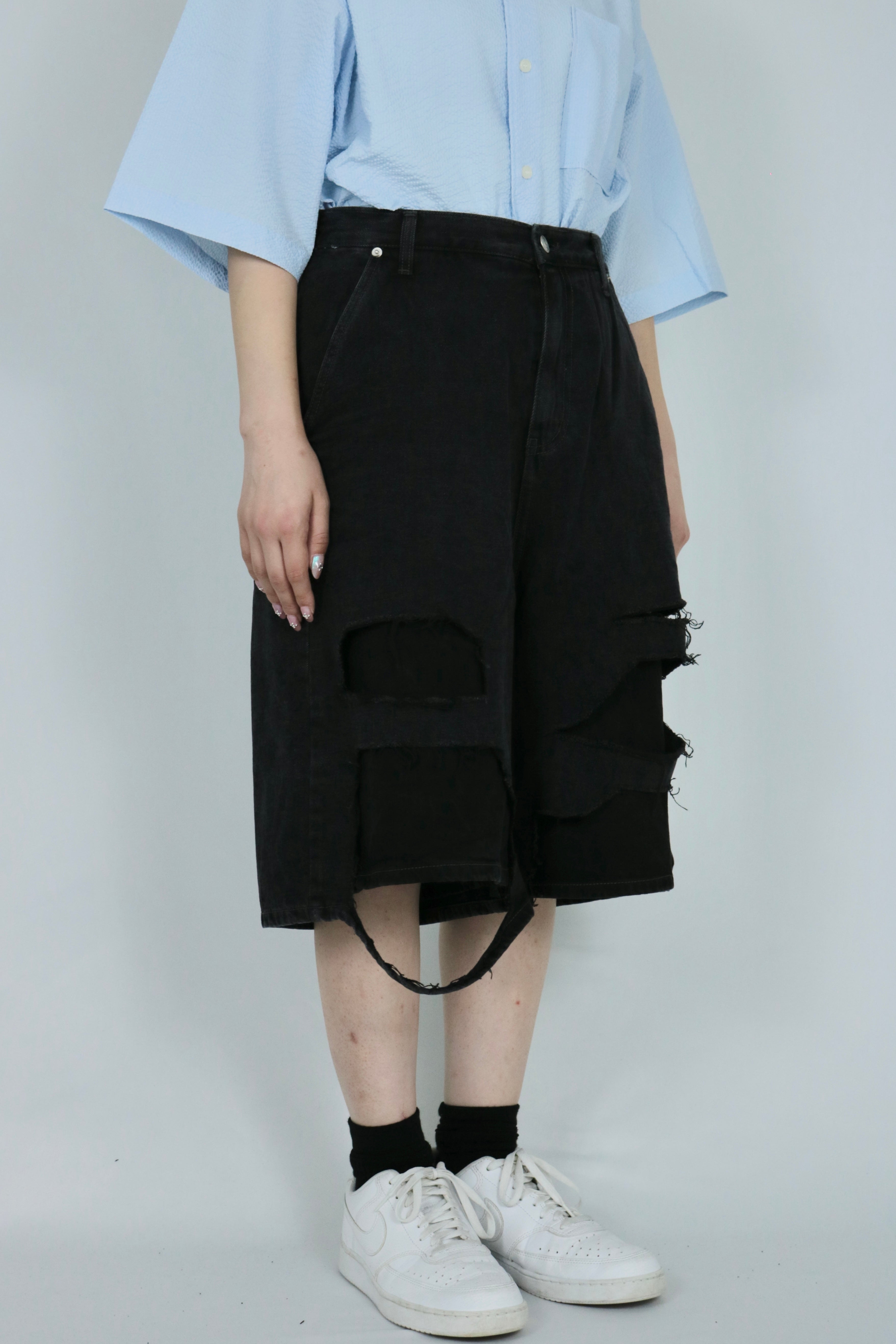 Damaged half pants