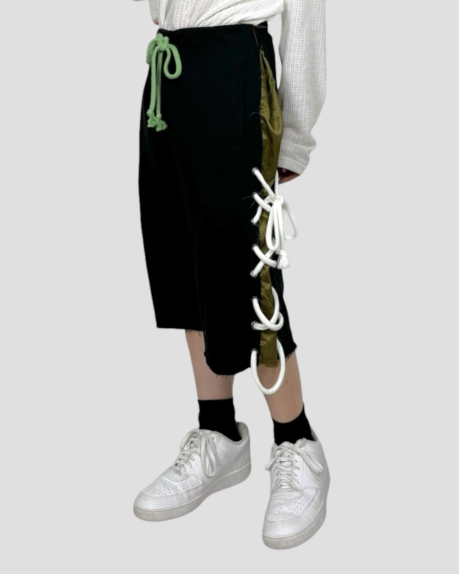 lace up sweat half pants