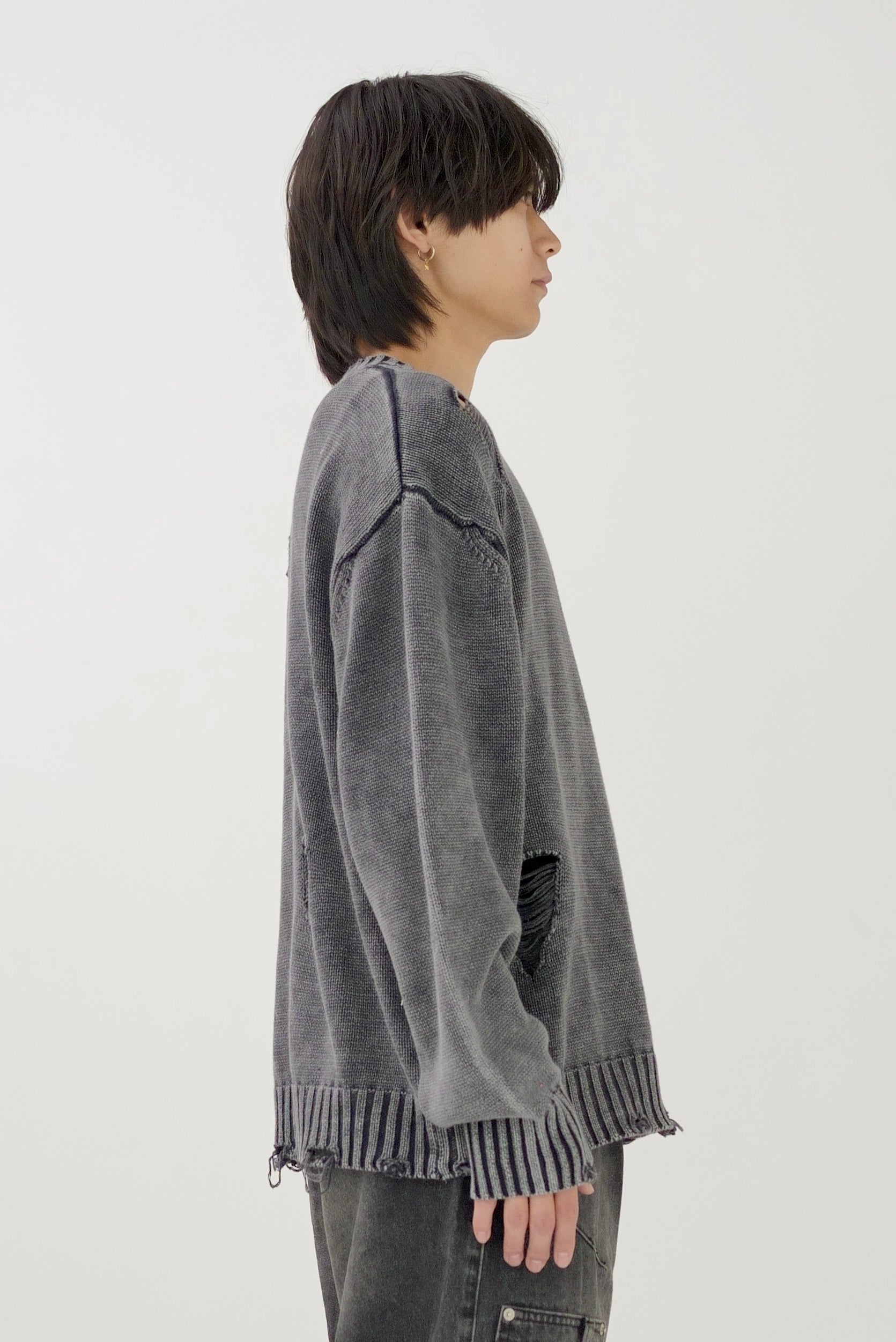 Damage design knit tops