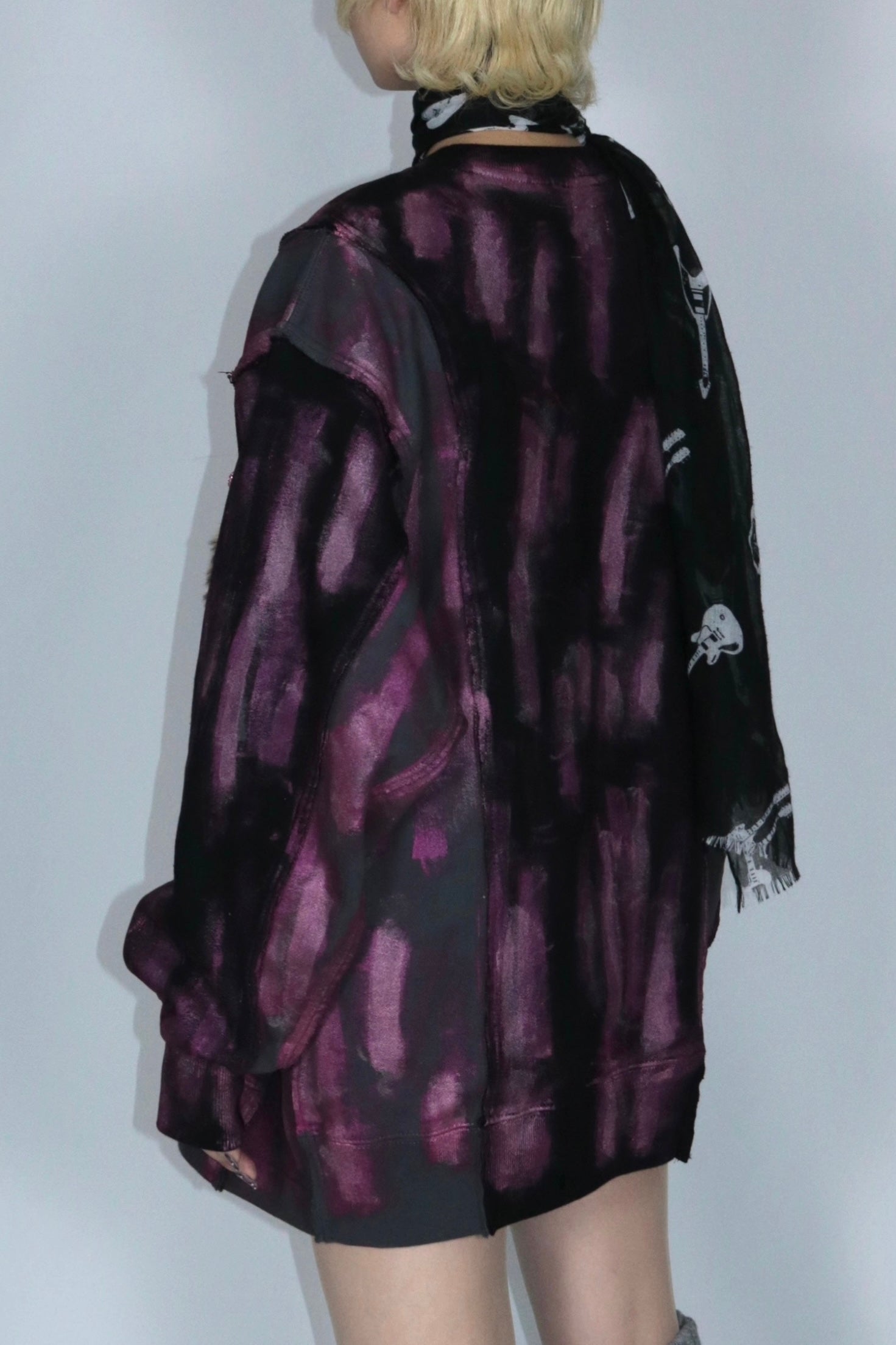 bi-color paint sweat