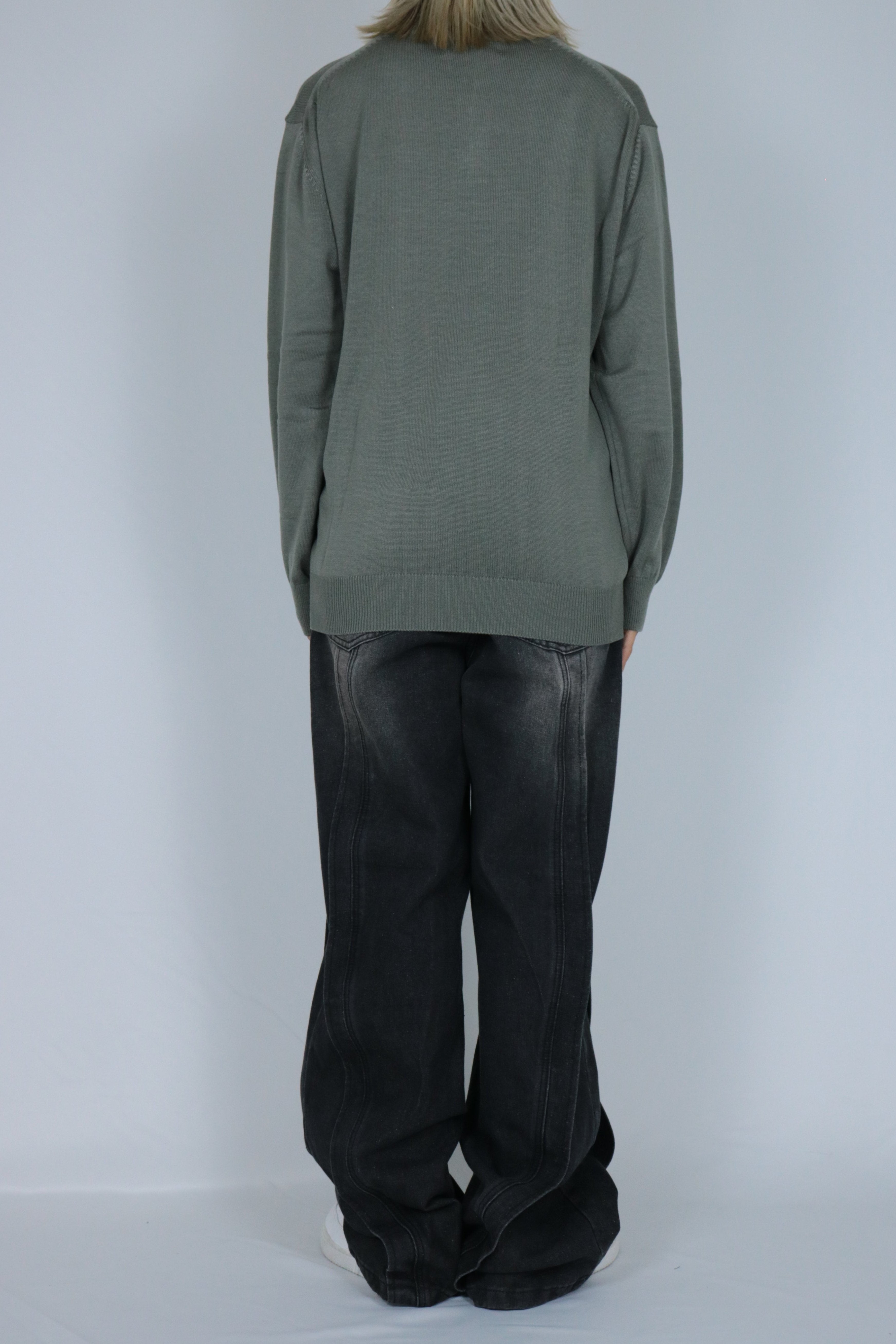Henry neck knit shirt