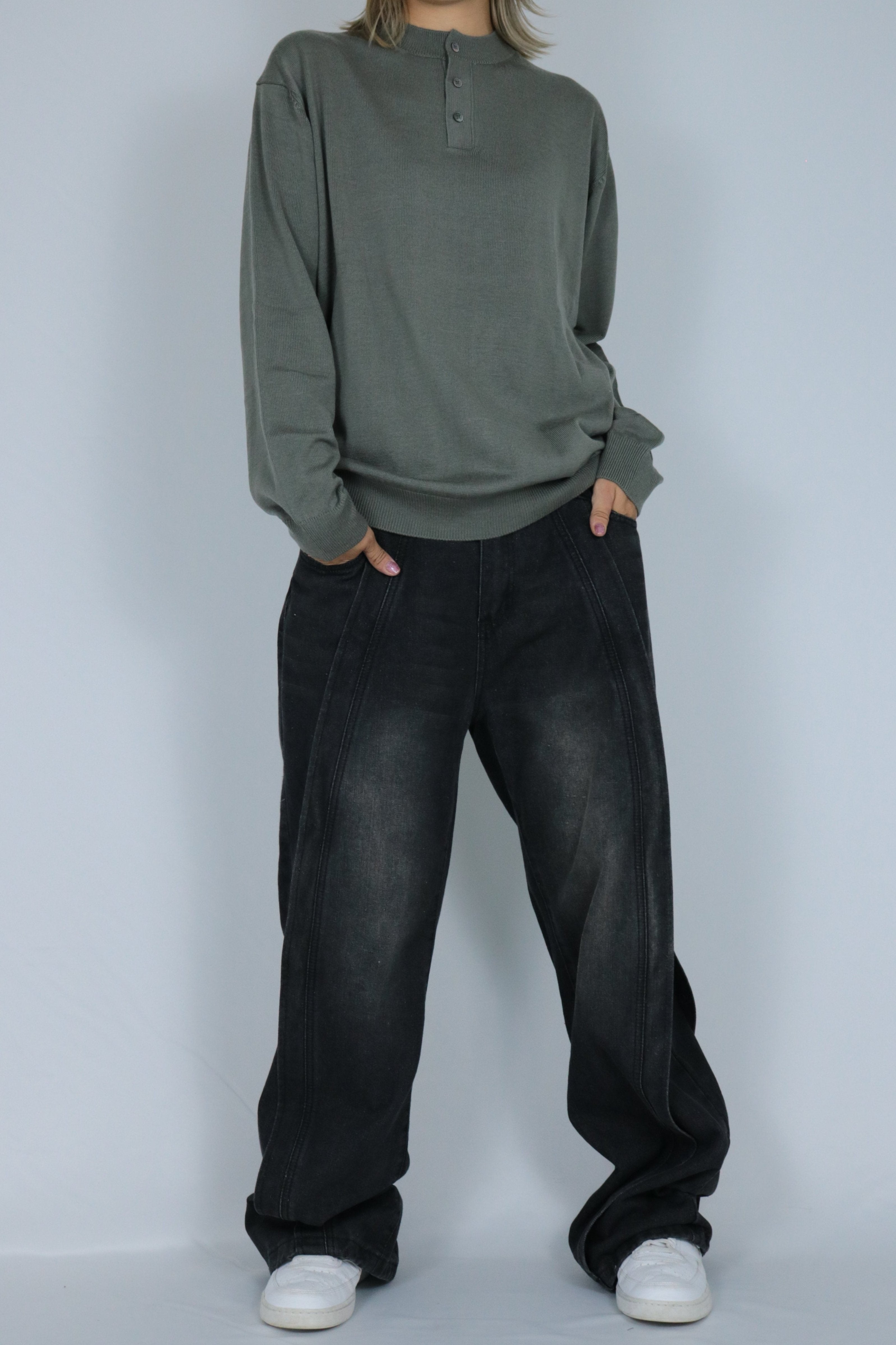 Henry neck knit shirt