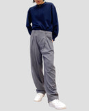 Design tuck wide pants