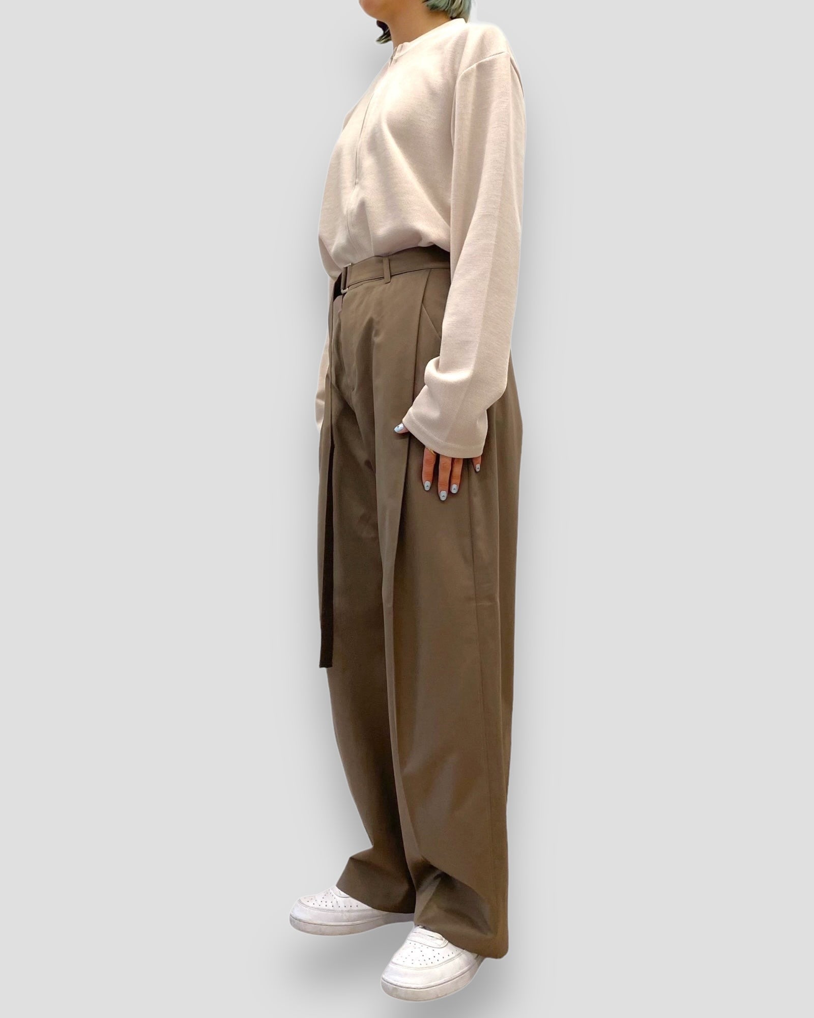 Belt tuck wide pants