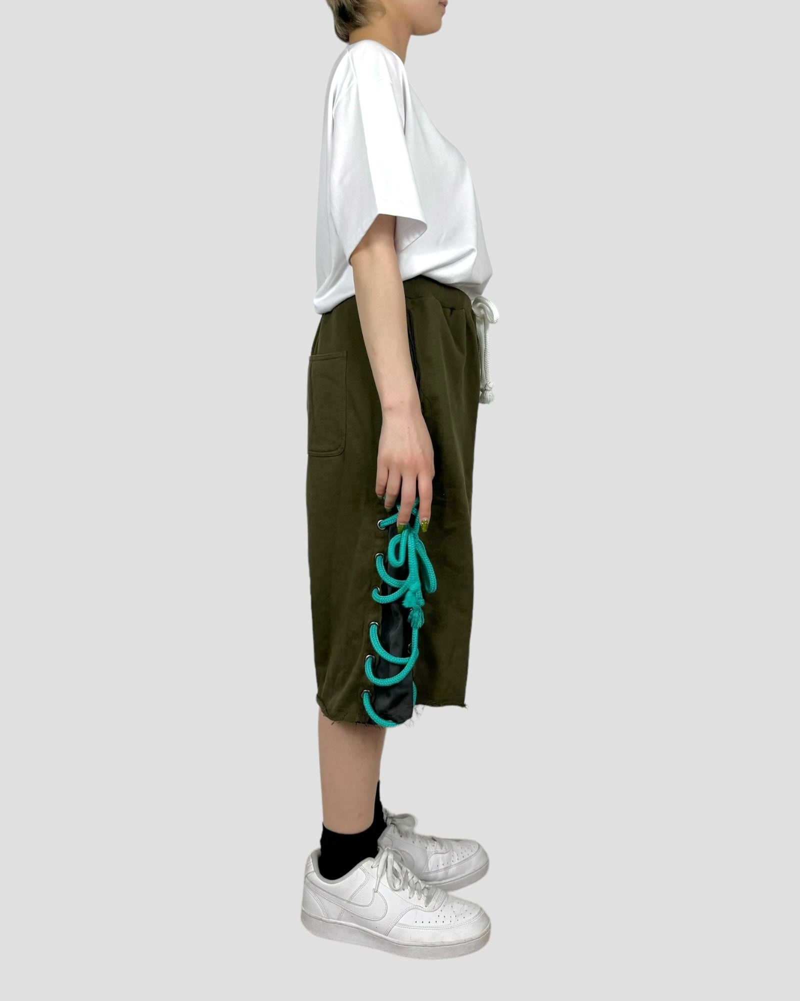 lace  up sweat half  pants