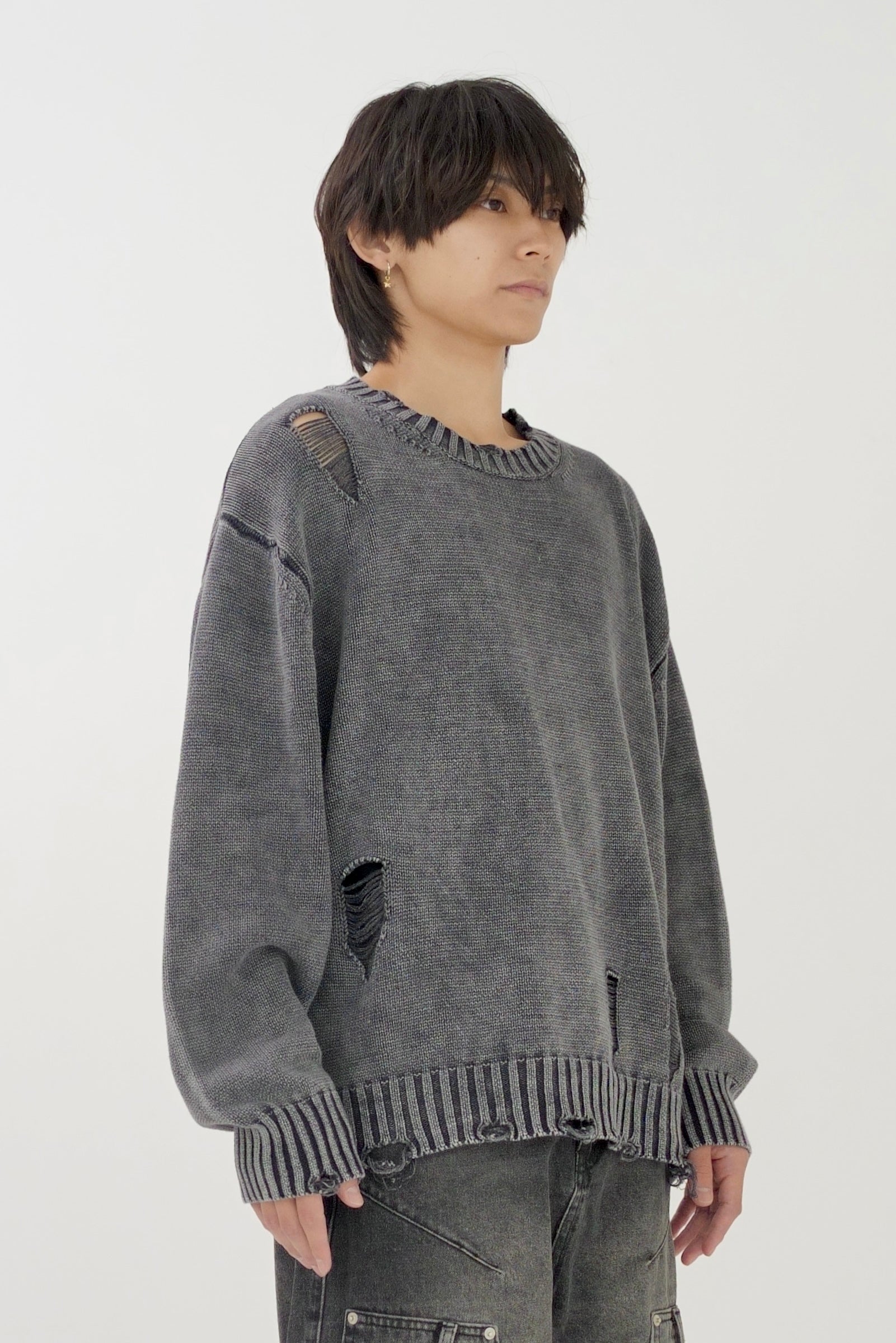 Damage design knit tops