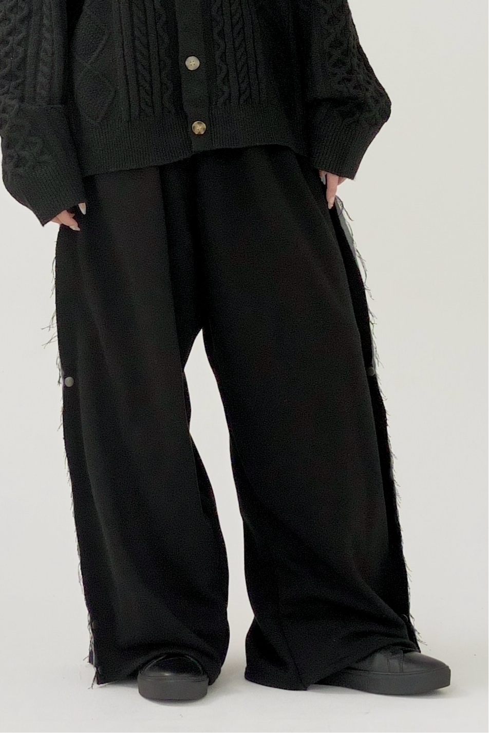 Side tuck denim docking sweat pants