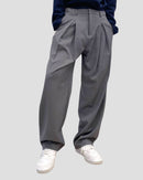 Design tuck wide pants