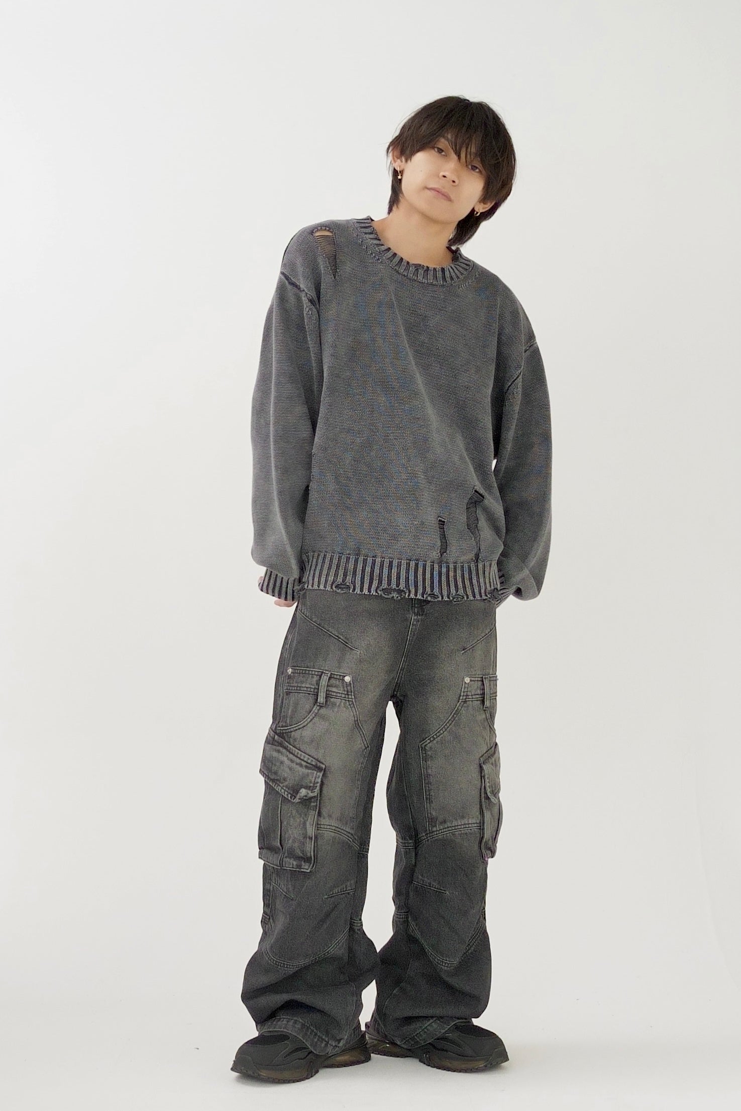 Damage design knit tops