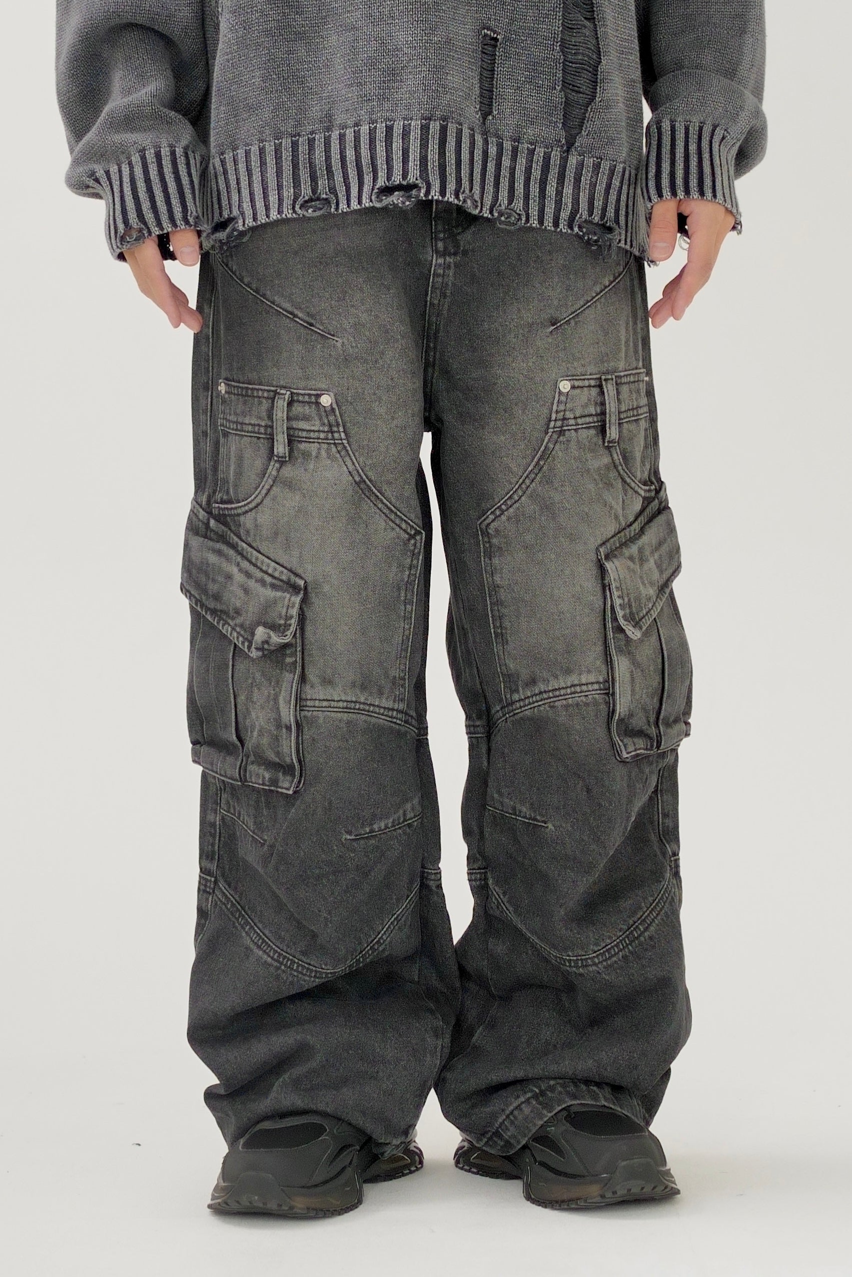 Design denim cargo pants