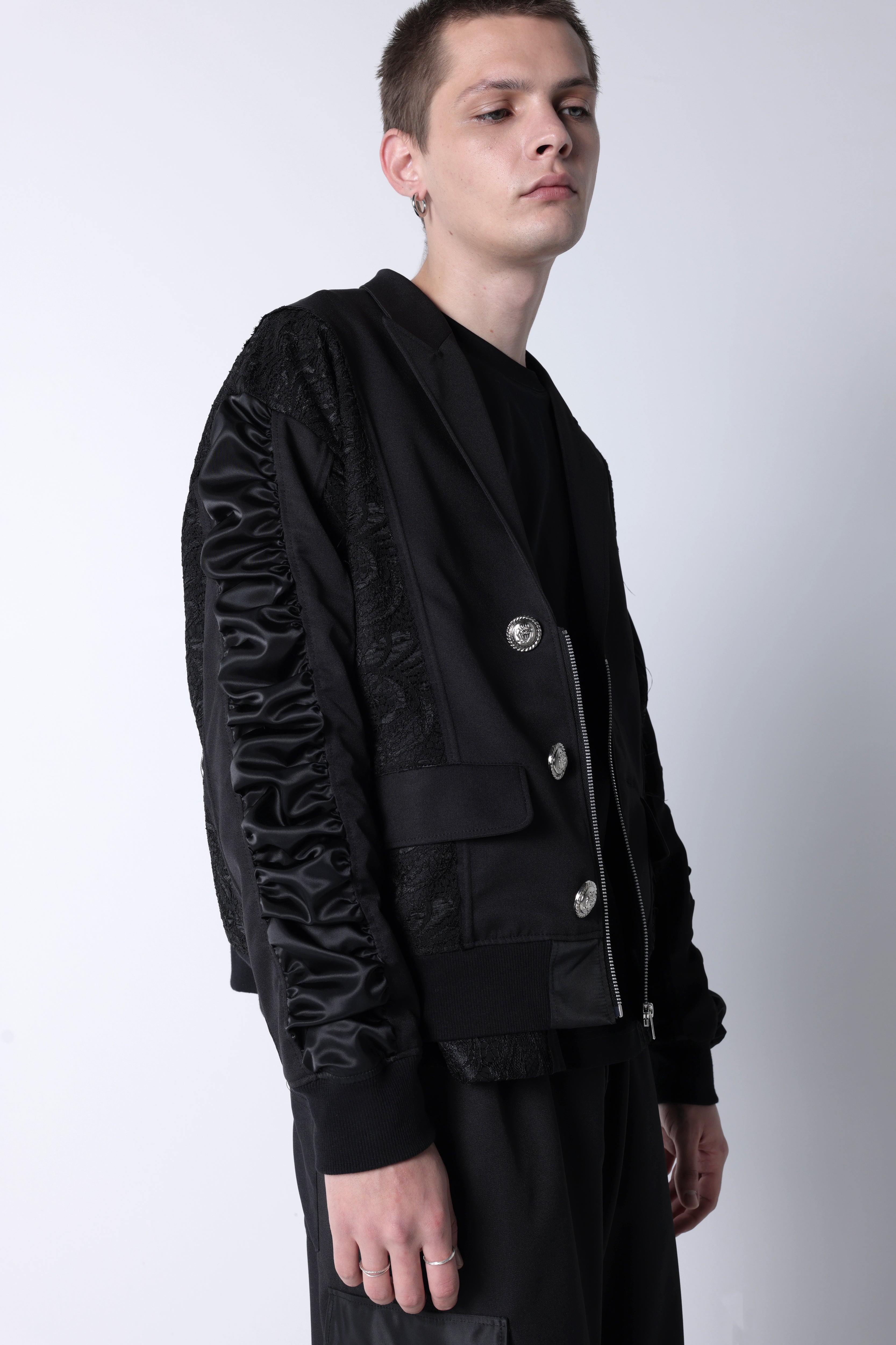 Shoulder gather fastener jacket(Black)