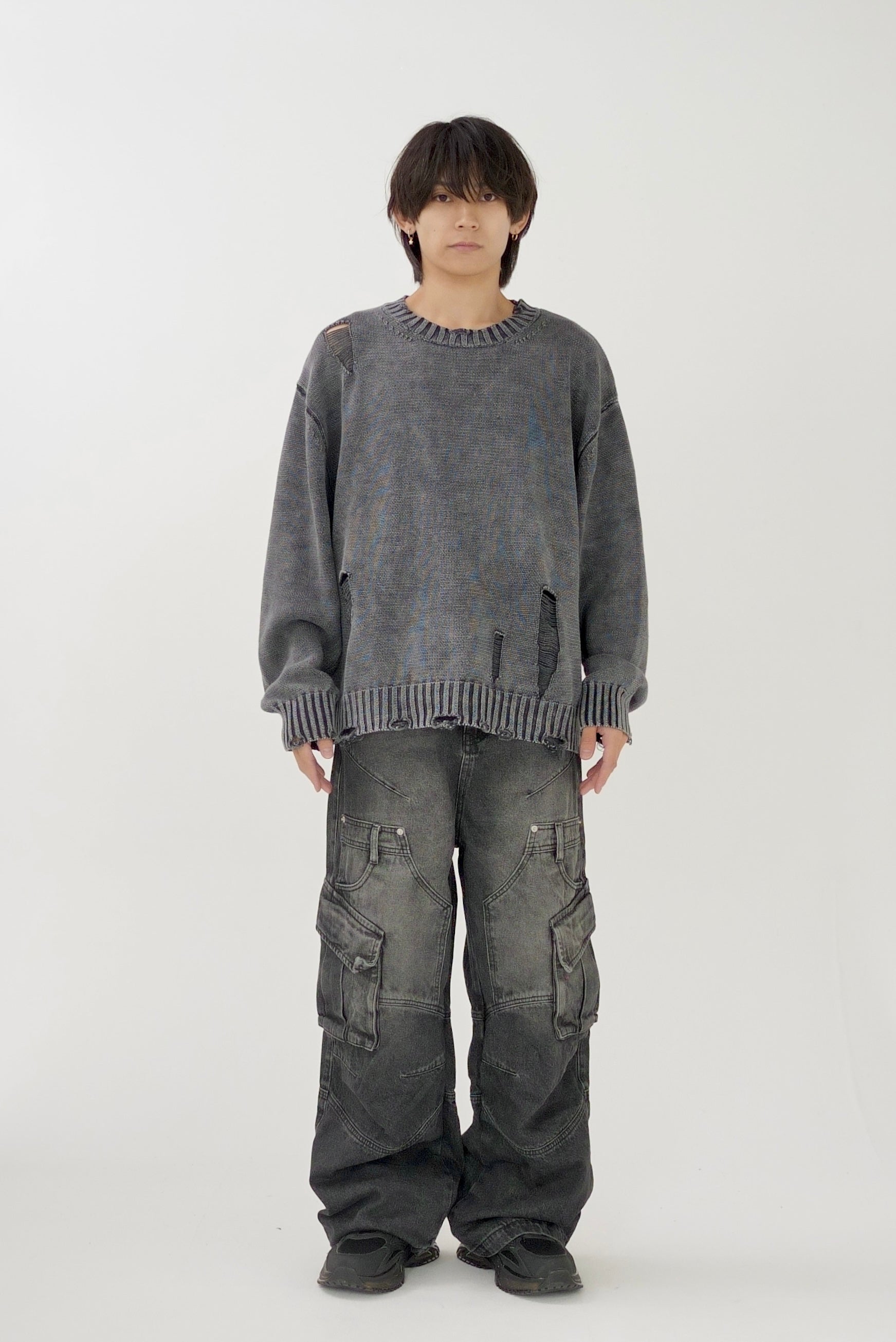 Damage design knit tops