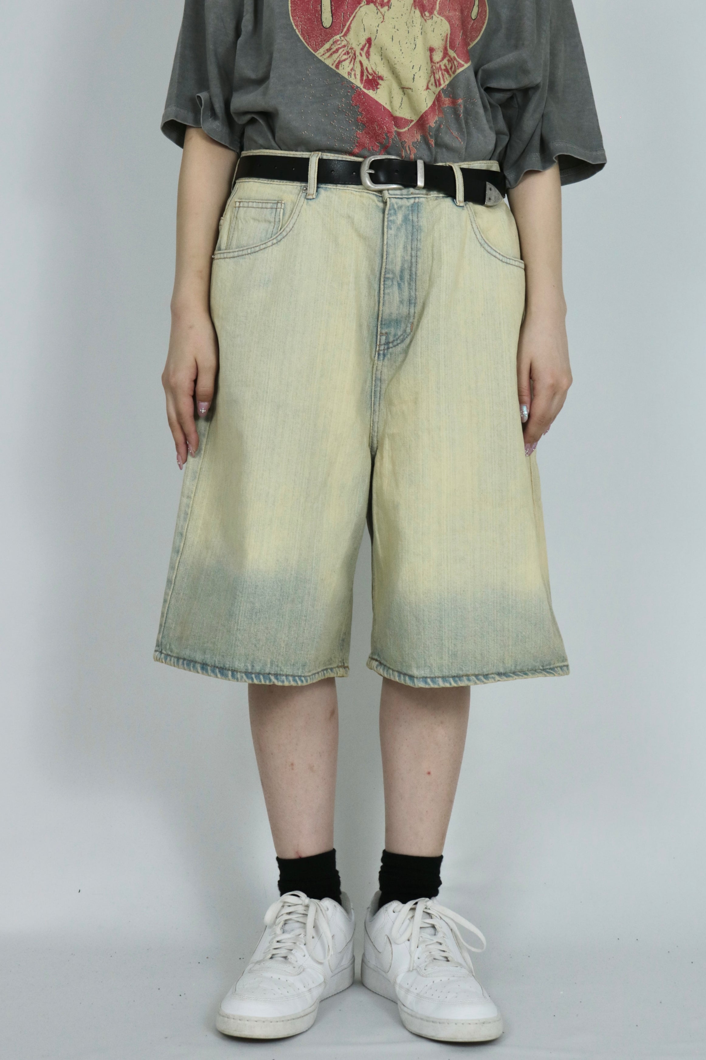 Vintage like denim pants