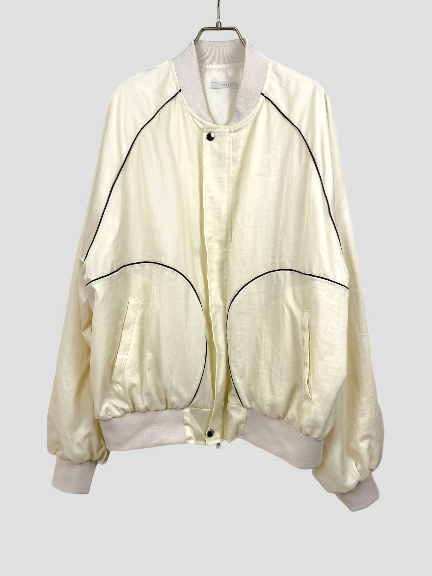 Nylon over size piping blouson